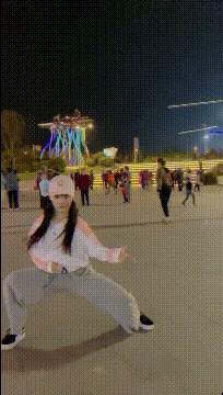 会武功的女汉子（女侠），有想较量的没？